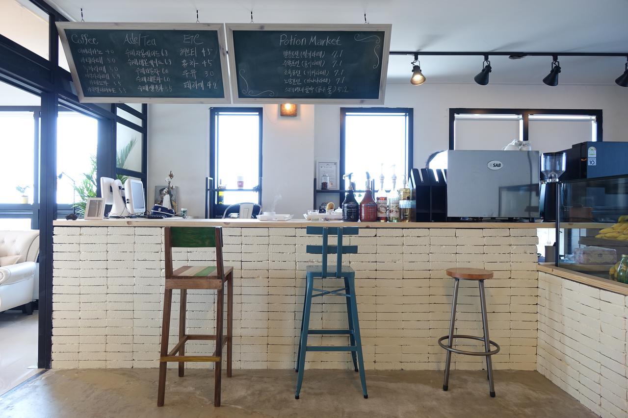 Hotel52 Seogwipo-stad Buitenkant foto